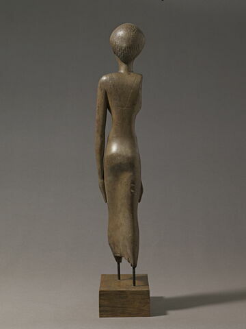 statue, image 5/17