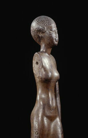 statue, image 11/17