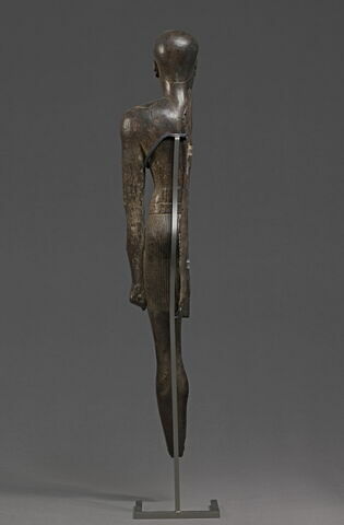 statue, image 2/6