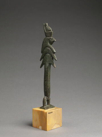 figurine, image 2/6