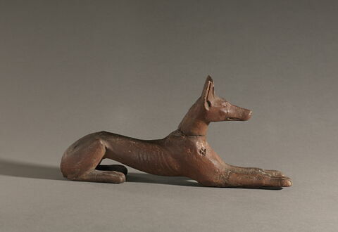 statuette, image 2/2