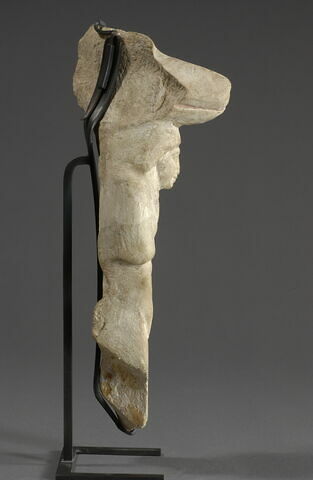 statue, image 3/4