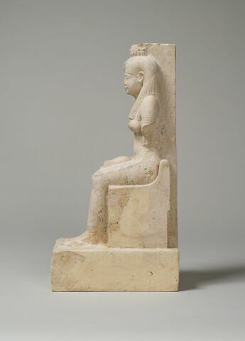 statuette, image 2/13
