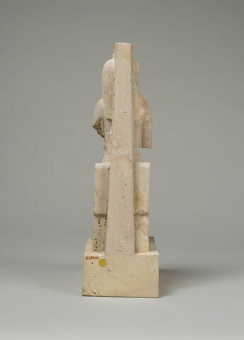 statuette, image 3/13