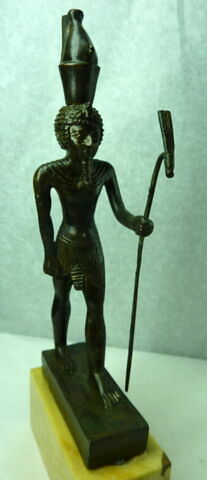 figurine