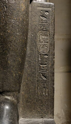 statue, image 6/10