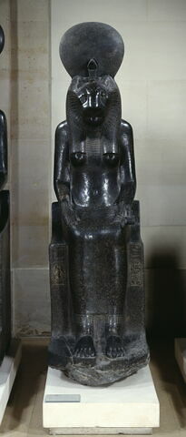 statue, image 7/10