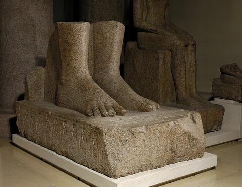 statue colossale, image 17/22