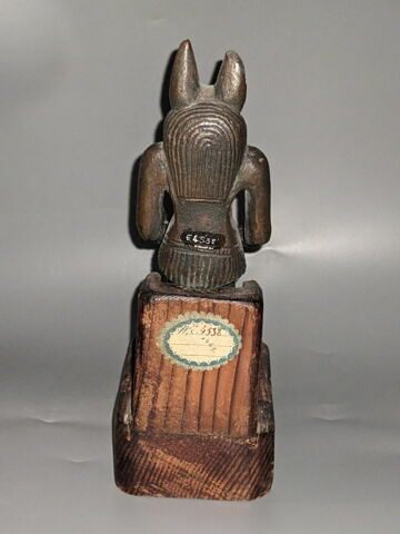 figurine, image 2/4