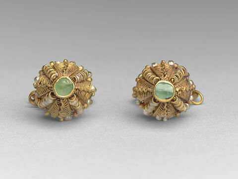 boucle d'oreille, image 2/3