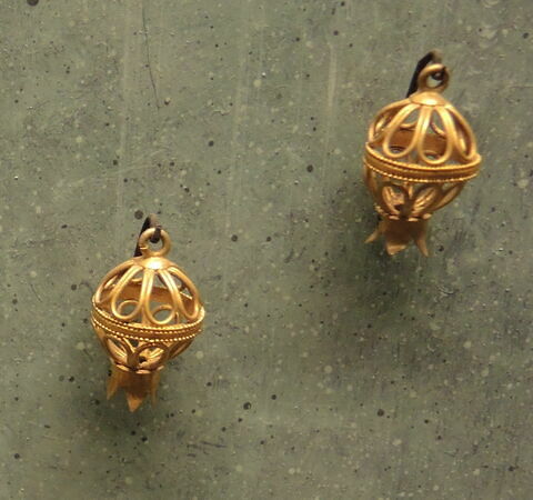 perle ; pendentif, image 2/2