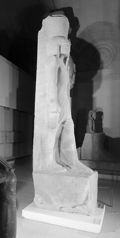 statue colossale ; statue porte enseigne, image 18/30