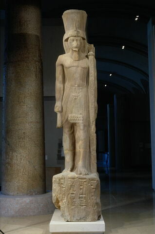 statue colossale ; statue porte enseigne, image 30/30