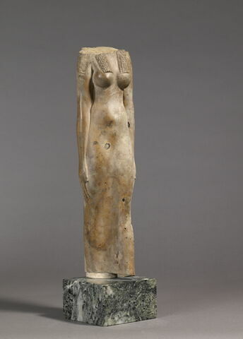 statuette, image 4/7