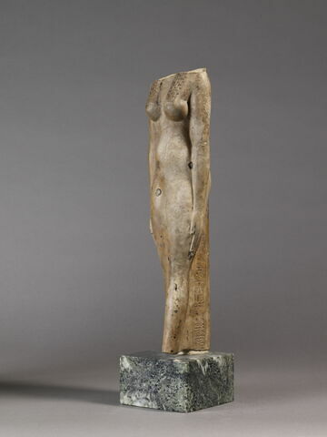 statuette, image 5/7