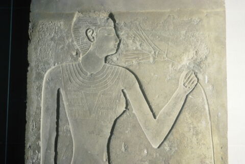 relief mural ; pilier, image 4/5