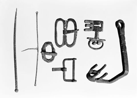 épingle ; épingle à cheveux  ;, image 2/2