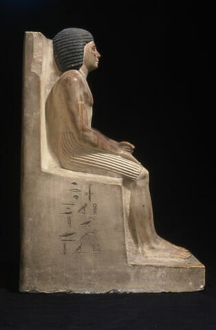 statue, image 3/5