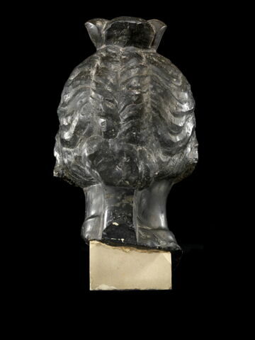 statuette, image 2/4