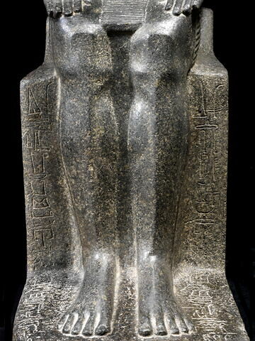 statue, image 7/10