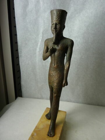 figurine