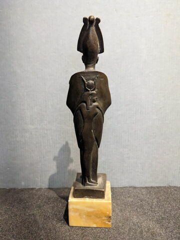 figurine, image 2/3