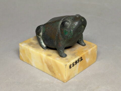 figurine