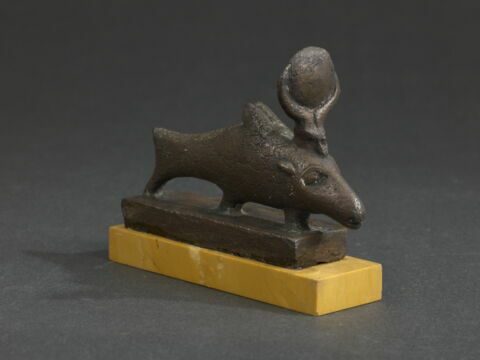 figurine, image 3/4