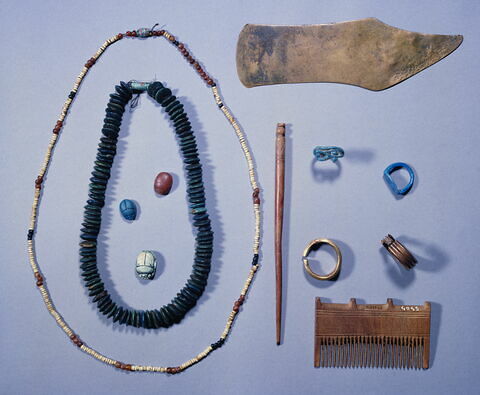 chevalière à chaton plat ; bague à chaton ovale, image 4/4