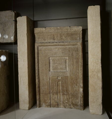 stèle fausse porte, image 2/3