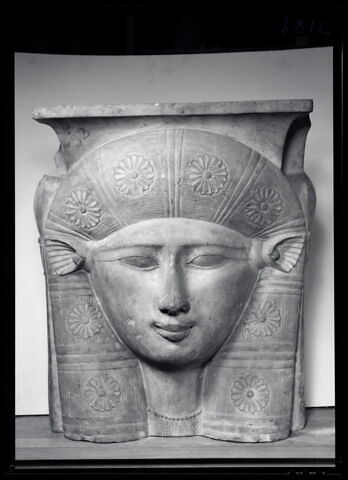 chapiteau hathorique, image 5/5