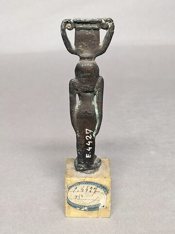 figurine, image 2/4