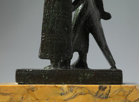 figurine, image 7/8