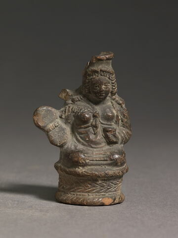 figurine ; vase plastique