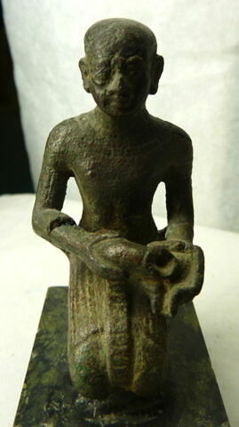 figurine de donateur