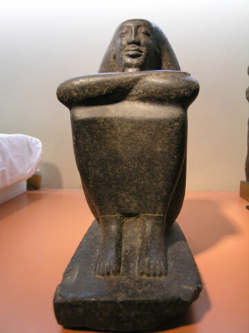 statue cube ; statuette, image 2/8