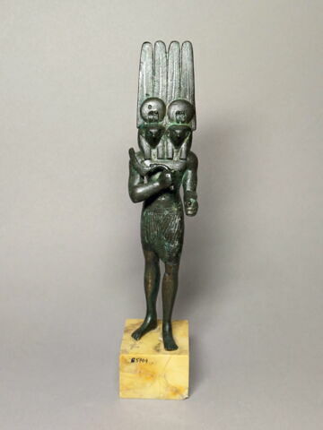 figurine, image 2/6