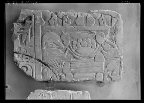 relief mural ; bloc de paroi, image 3/3