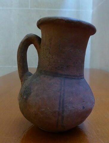 cruche ; avec contenu, image 2/2
