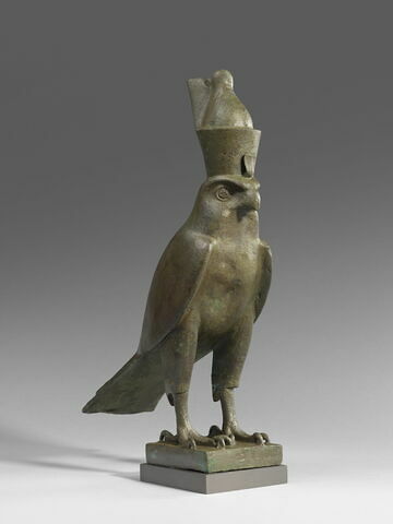 statue, image 5/7