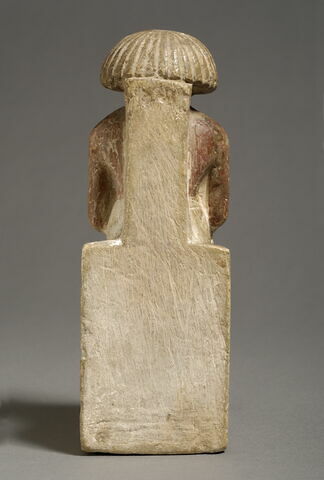 statue, image 3/7