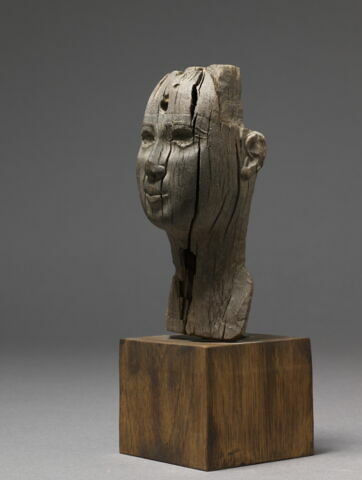statue, image 6/6
