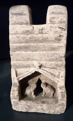 brûle-parfum  ; maquette de maison