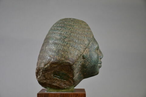 statue, image 8/8