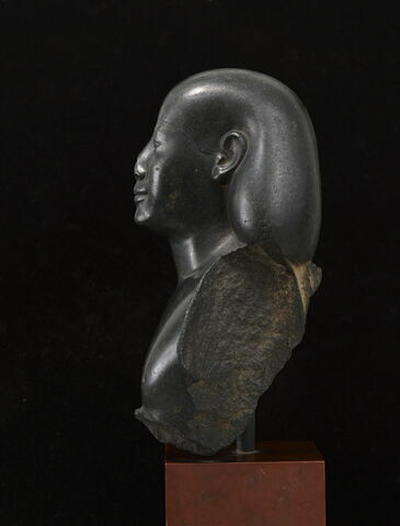 statue ; statue naophore, image 3/8