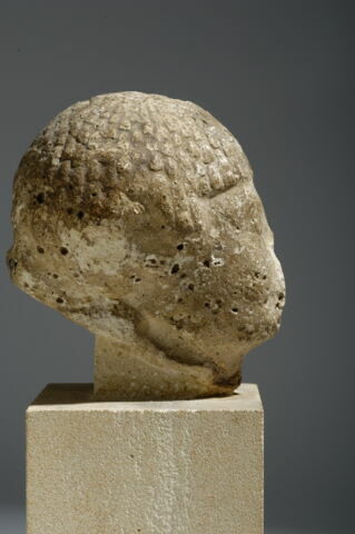 statue, image 5/5