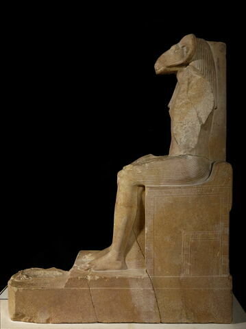 statue, image 5/6