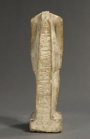 statue, image 3/7