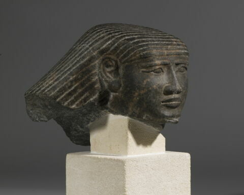 statue cube, image 5/9
