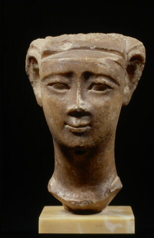 statuette, image 8/12